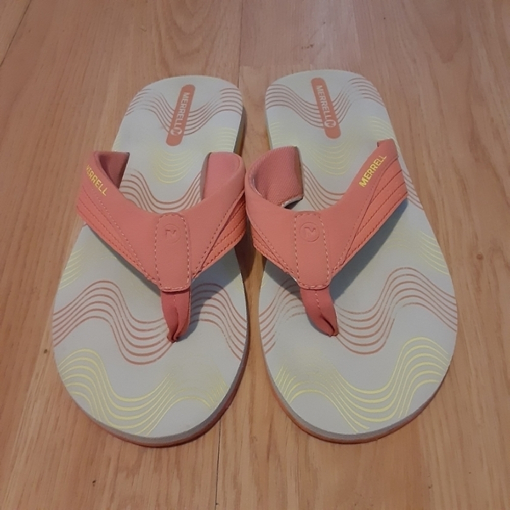 Merrell T straps‎ slip on sandals,Coral color, 8